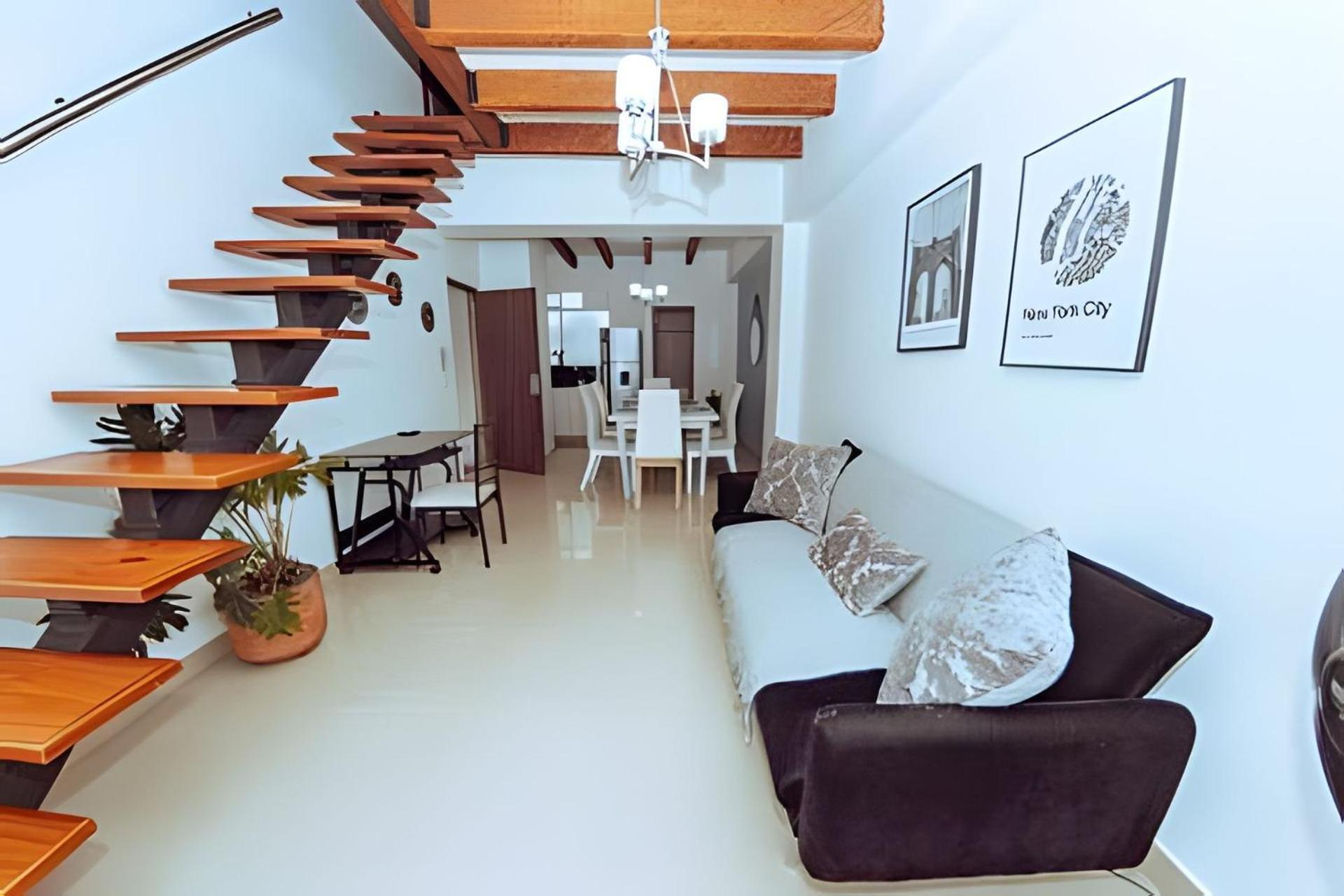 Ed Santo Tomas Laureles Medellin * Medellin