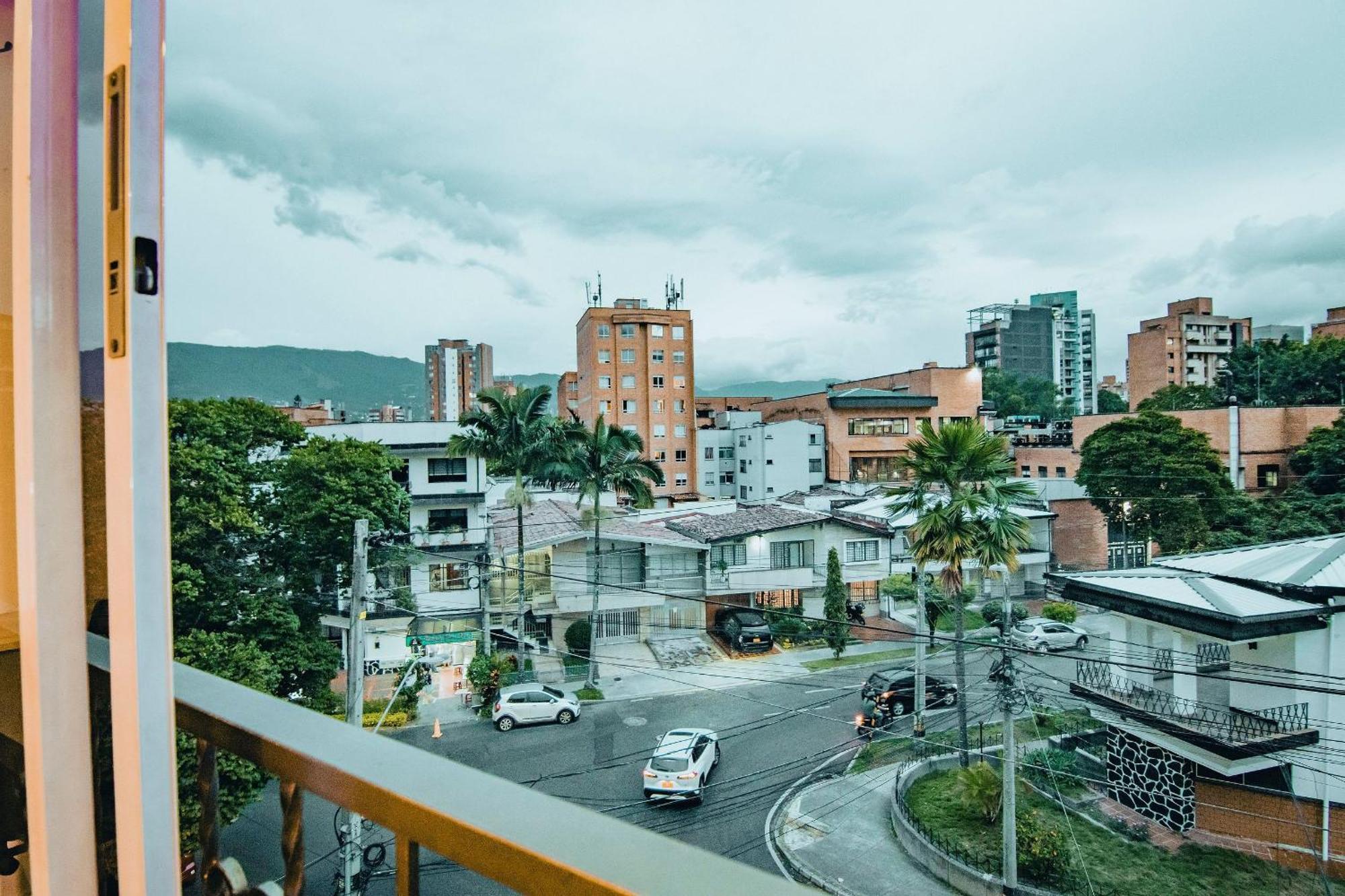 Ed Santo Tomas Laureles Medellin Apartment Medellin