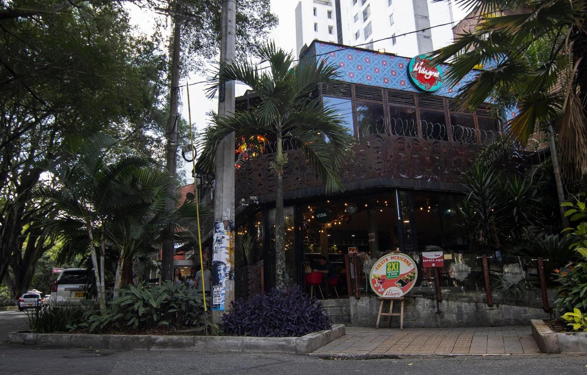 Apartment Ed Santo Tomas Laureles Medellin