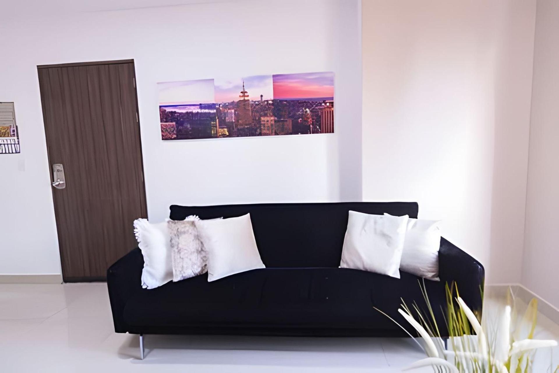 Apartment Ed Santo Tomas Laureles Medellin *