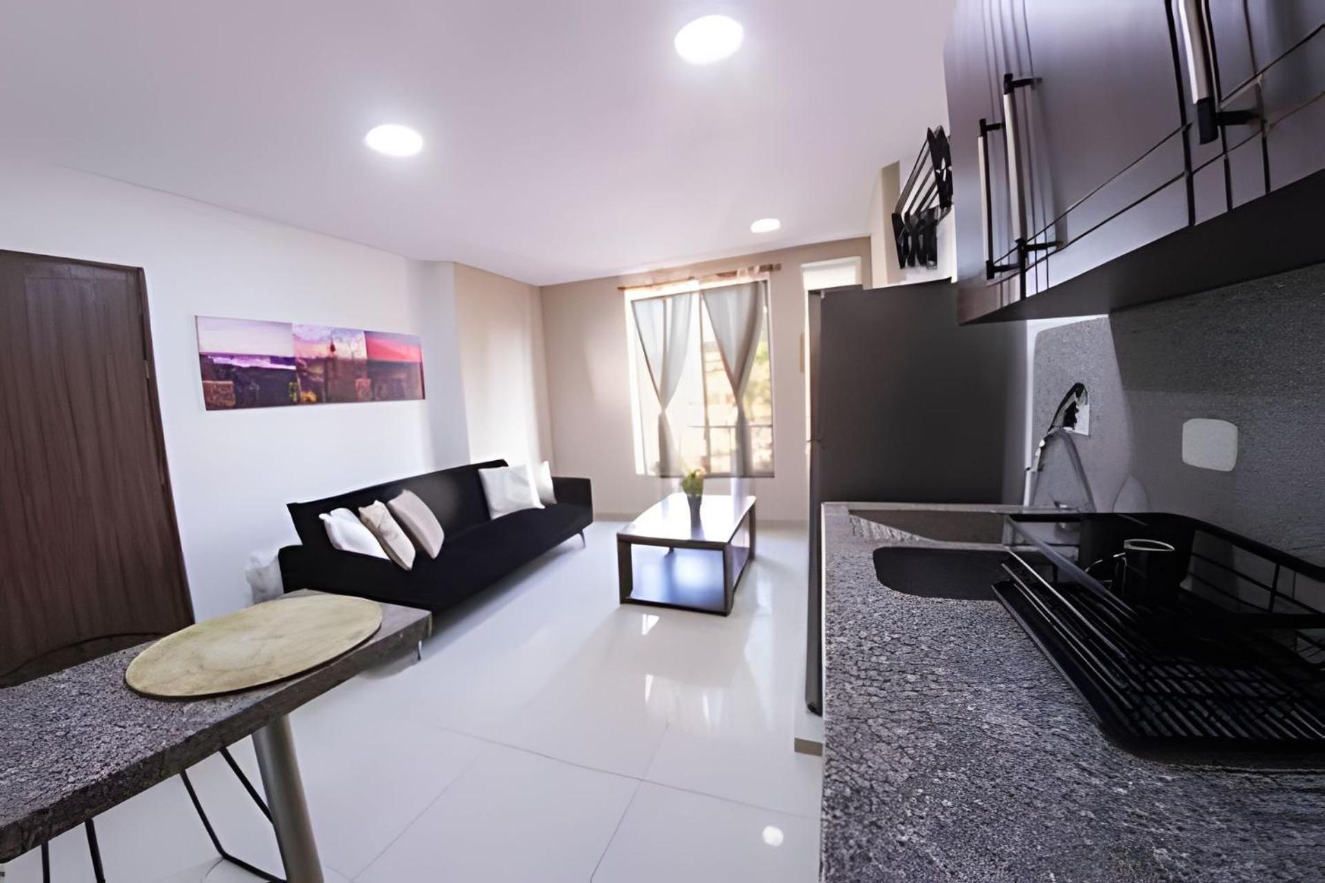 Ed Santo Tomas Laureles Medellin Apartment *